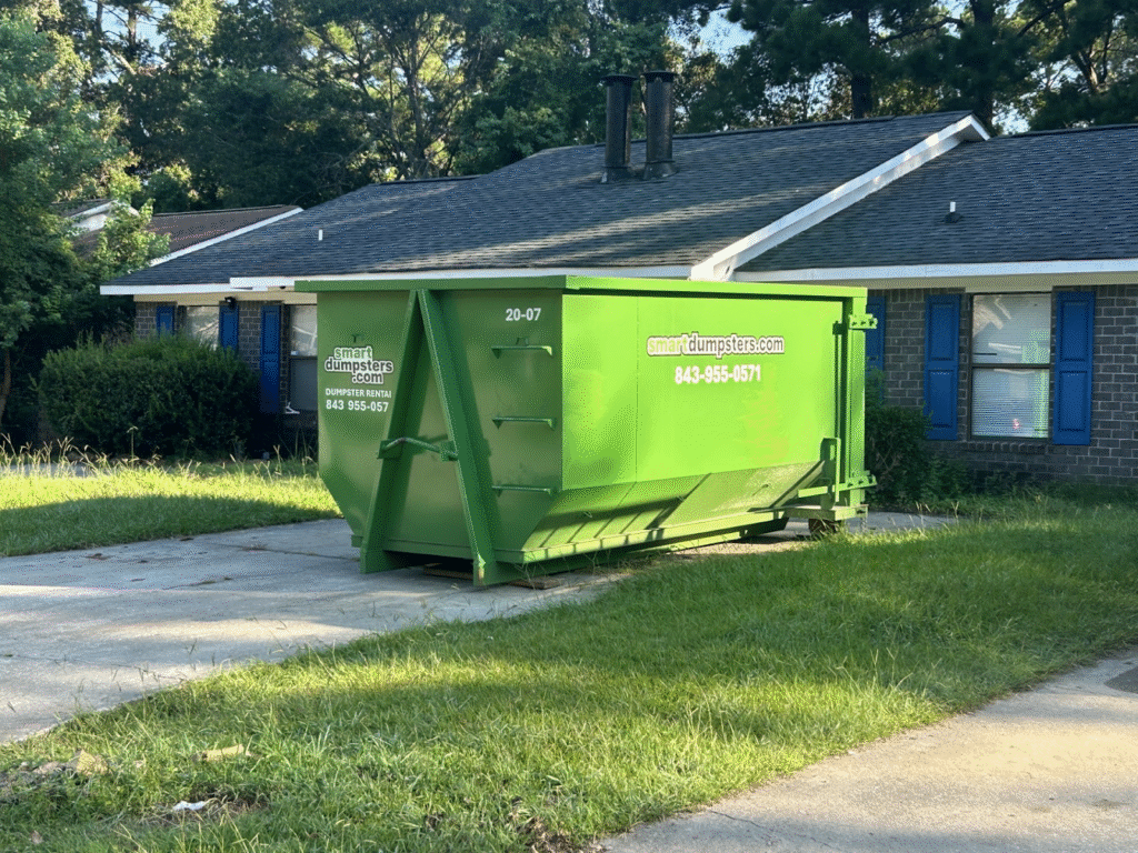 rent dumpster in Goose Creek